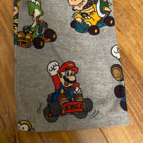 ⭐️MarioKart Pajama Set⭐️ - Picture 8 of 12